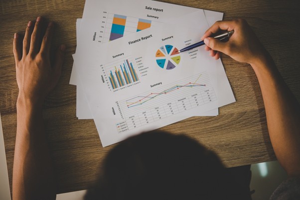 Business performance graph showing growth metrics and funnel analysis data.