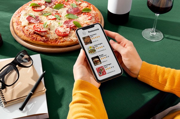 Image highlighting how great presentations and reviews improve restaurant Google Ads performance.
